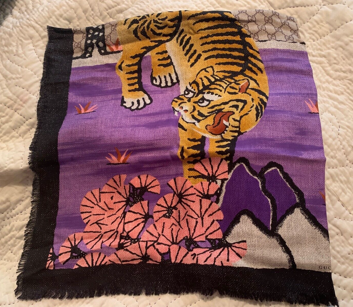 Made In Italy GUCCI Bengal Tiger 100% Silk Scarf Shawl Wrap