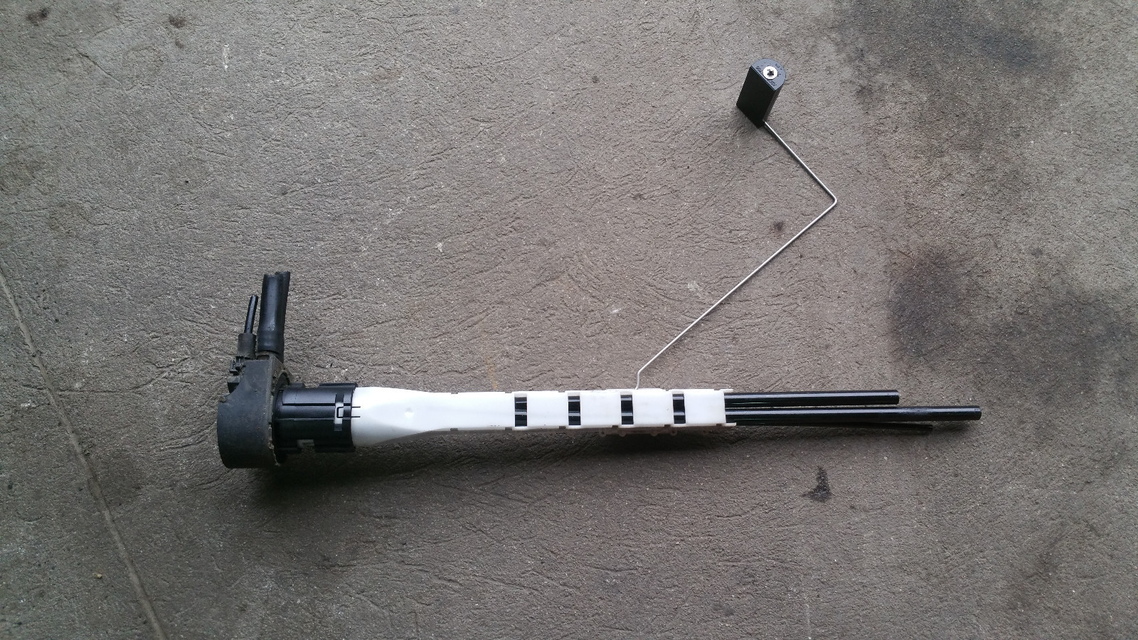 DAF XF105 Euro 5 Fuel Level Sensor 1785835 A2C53298410 | eBay