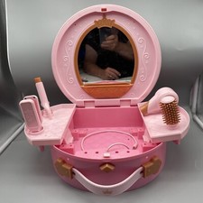 Disney Princess Style Collection Travel Light-Up Vanity Limited Makeup Case