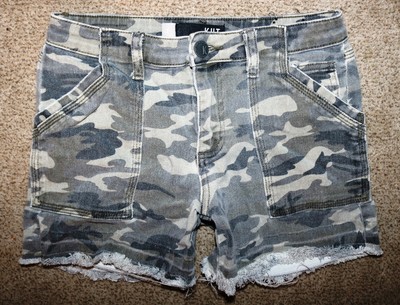 Kloth Alice Camouflage Camo Shorts 