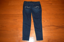 SILVER Jeans - 'SUKI' Super SKINNY Stretch Blue Jeans - Women Size W 31 L 29