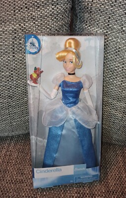 NEU OVP # Disney Store Cinderella Aschenputtel Puppe Barbie Karli Maus Figur