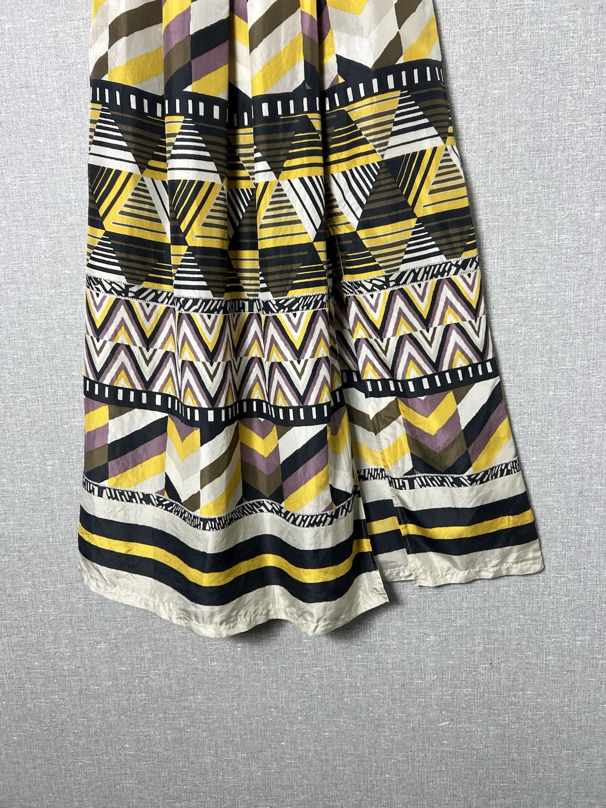 Weekend Max Mara Yellow Geometric Pattern Short S… - image 6