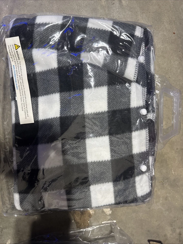 Heated Car Blanket -12-Volt Electric Blanket for Car, Truck, SUV, RV Black Plaid - Image 2 of 3