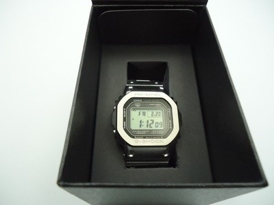 Casio G-Shock GMW-B5000D-1JF Full Metal Bluetooth Solar 5 Links Top