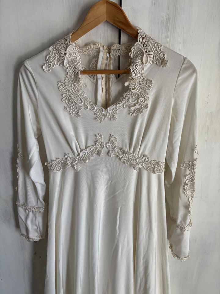 Vestido de novia catedral 24" de encaje victoriano pradera marfil años 60 70 XS Foto 3 de 4