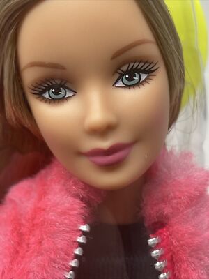 Fashion Fever Barbie 2004 H7472 Guitar T-Shirt Pink Plaid Mini | eBay