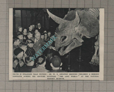 C3164) Dr W E Swinton Natural History Museum - 1951 Clip