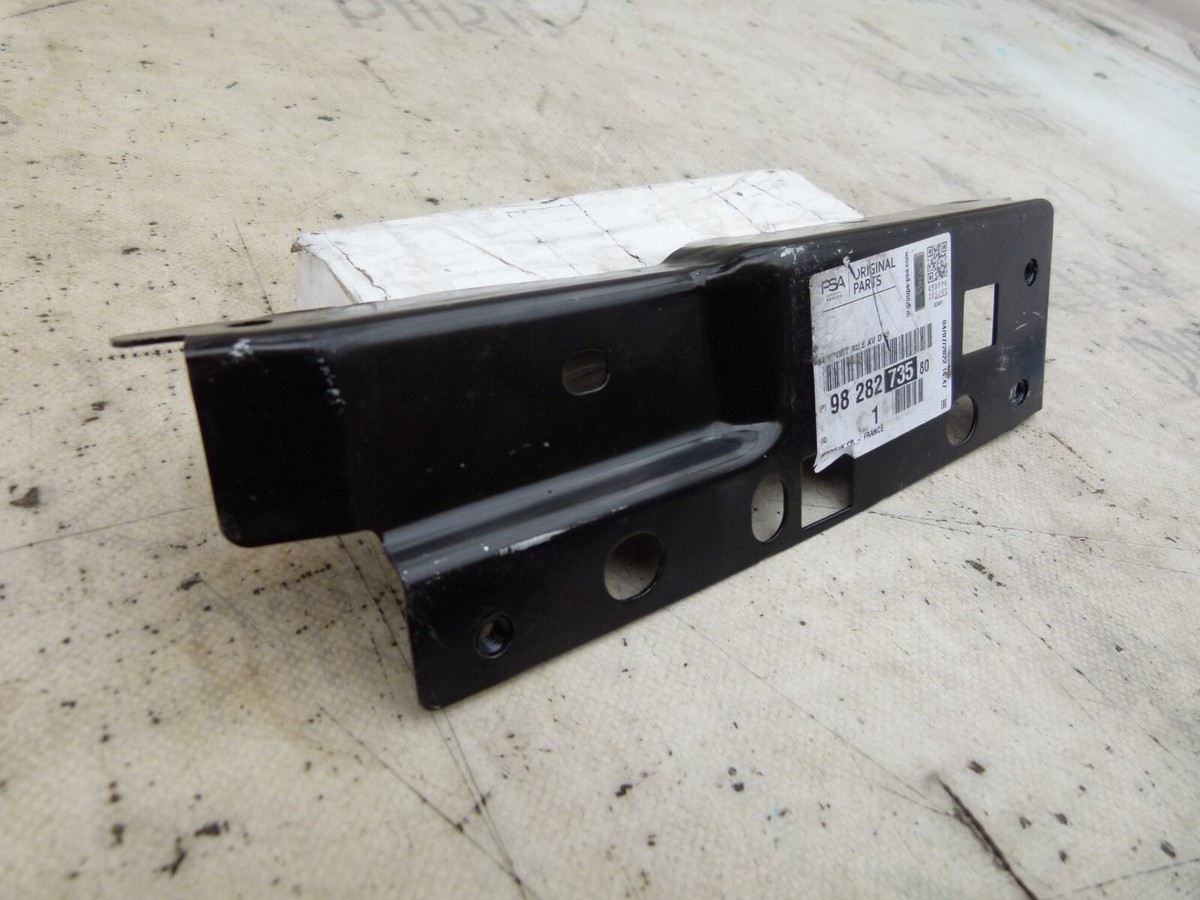 PEUGEOT CITROEN PSA FRONT RIGHT WING SUPPORT BRACKET GENUINE
