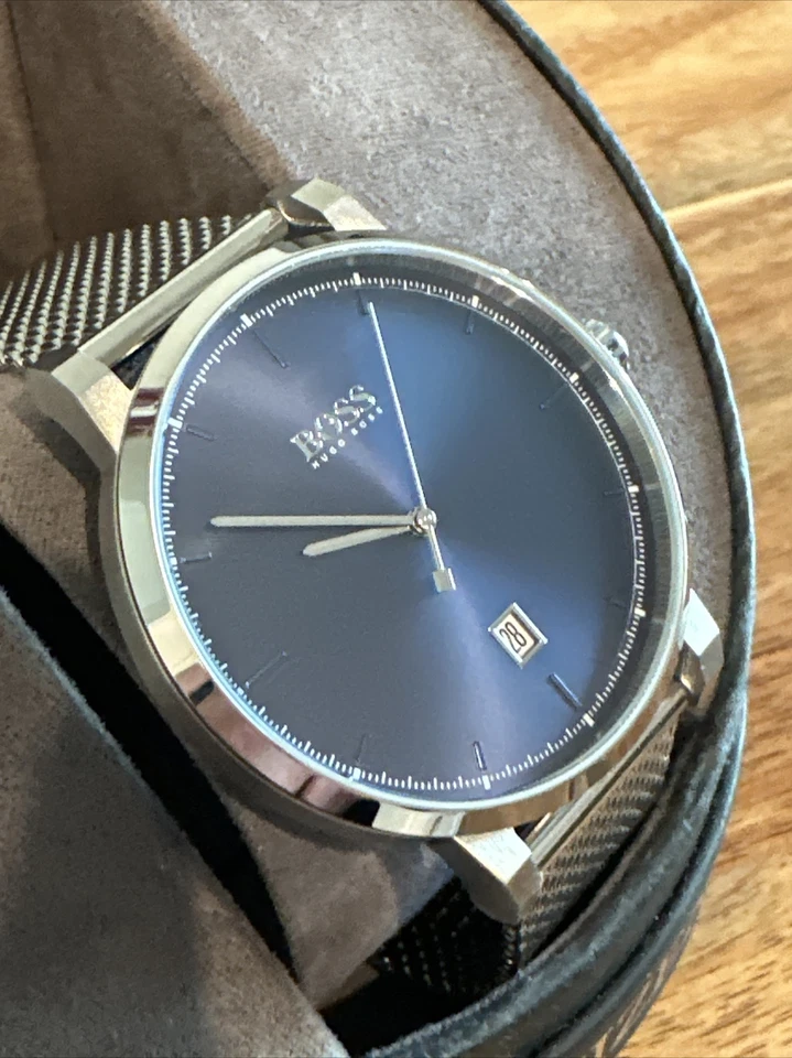 Reloj Hombre Hugo Boss 1513809 Cuarzo Esfera Azul Malla Plateada Acero Inoxidable 42mm Foto 3 de 4