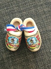 Holland Dutch Souvenir Miniature Wooden Clogs Each 1.5" x .75"