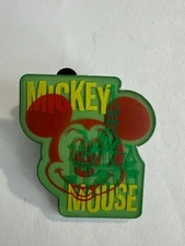 Mickey's Pals Lanyard Starter Mickey Mouse Castle Green Disney Pin B7