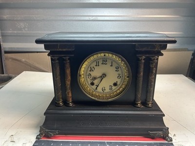 Antique New Haven Clock Co.  USA Mantle Clock