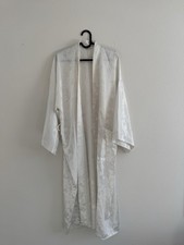 ORIENTAL SILK KIMONO ROBE WHITE EXTRA LARGE FLORAL PATTERN CHINESE BROCADE