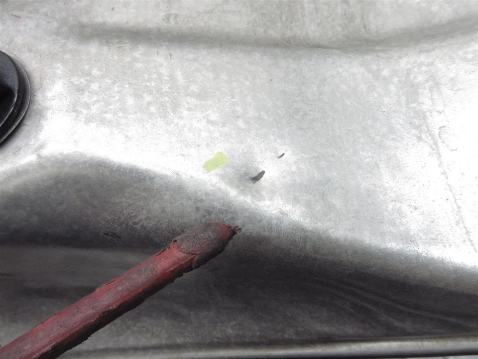 2012 12-16 Can-Am Spyder Roadster RSS Fuel Tank Gas Petrol Cell Reservoir OEM - Image 2 of 4