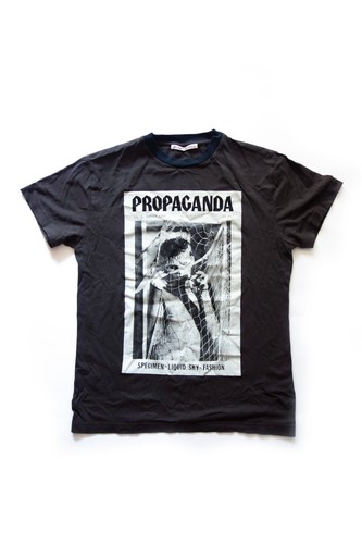 T-shirt Propaganda Ribs Gradient, Uomo, Nera, Edizione Limitata, 100% Cotone, Vestibilità Standard, Stampa Originale