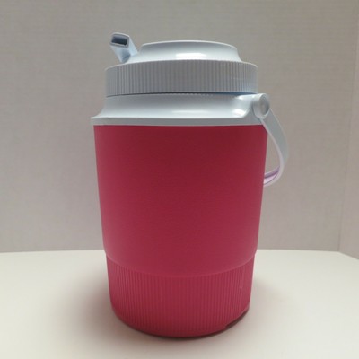 rubbermaid water jug
