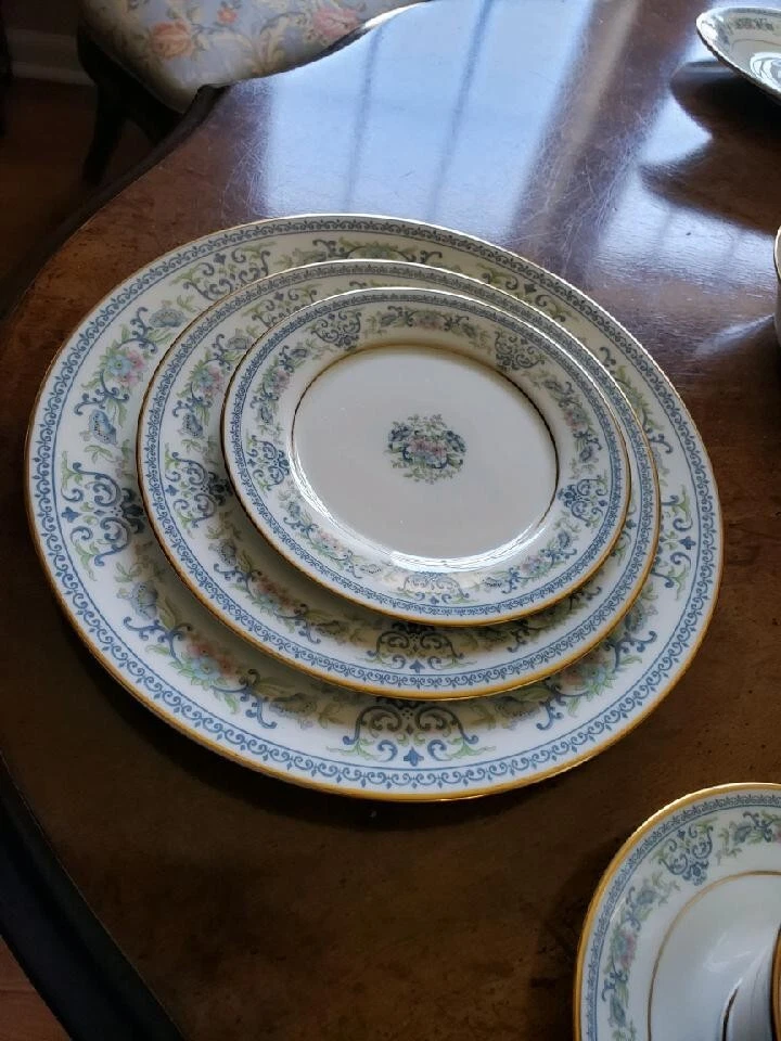 LENOX Oxford Bone China Fontaine Set