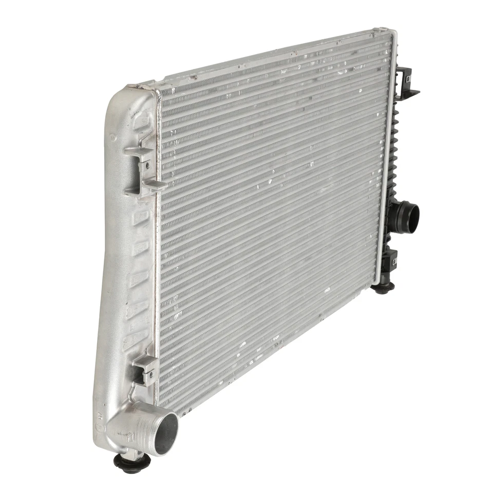 OEM NEW GM 2017-2020 Sierra Silverado 6.6L Turbocharger Intercooler 84424688 - Image 3 of 4