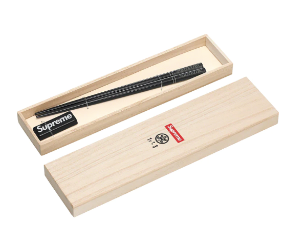 Supreme Chopstick Set ブラック SUPREME FW23 CHOPSTICK SET RED BLACK PORCELAIN BOX LOGO | eBay