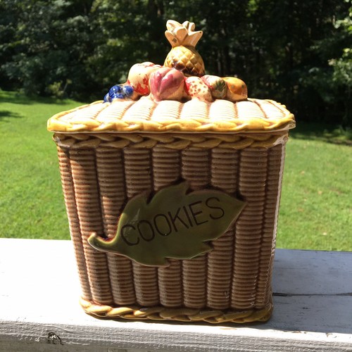 Vintage Tilso Fruit Picnic Basket Cookie Jar Wicker Basketweave Design