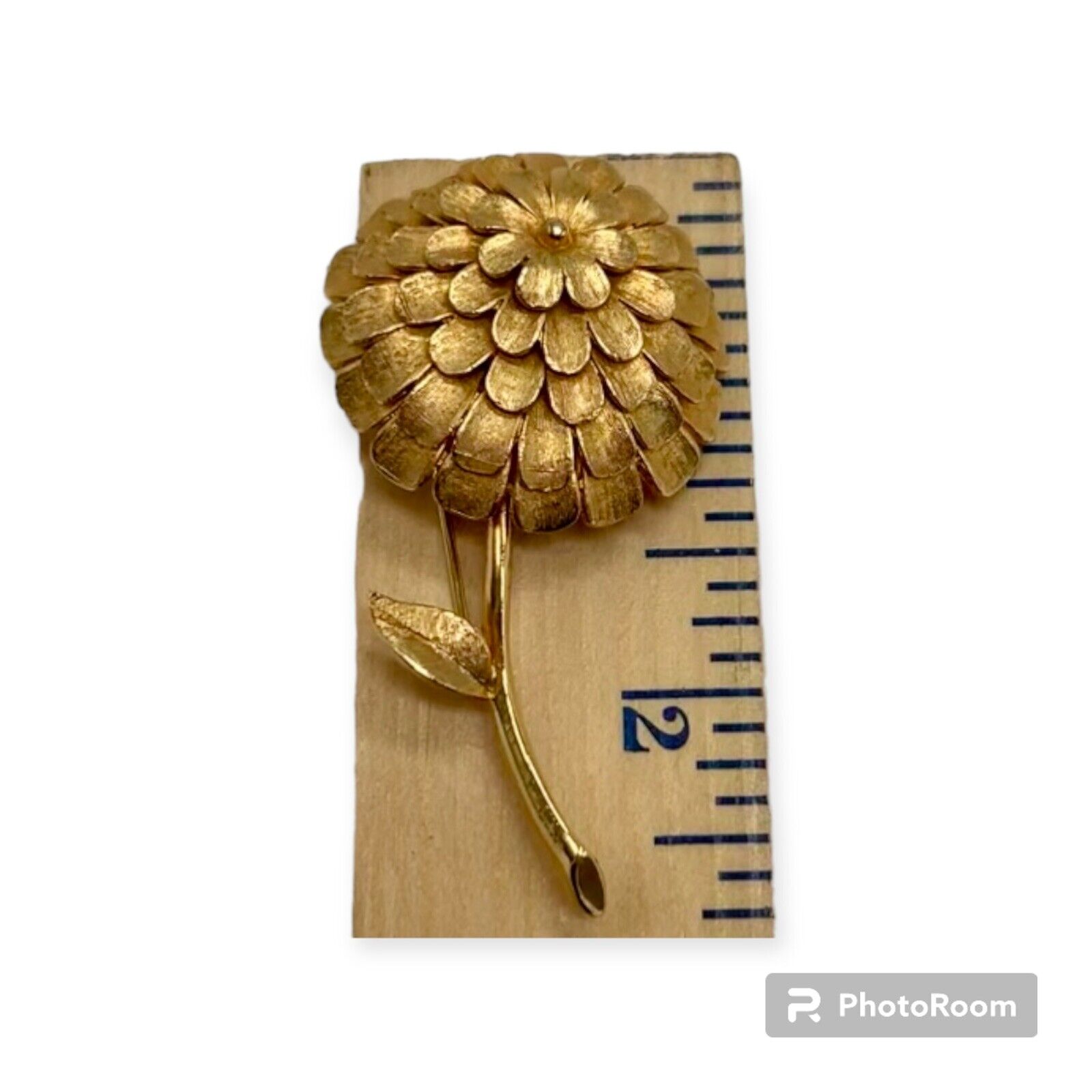 Vtg MCM Coro Craft Gold Tone Aster Big Flower Pin… - image 2