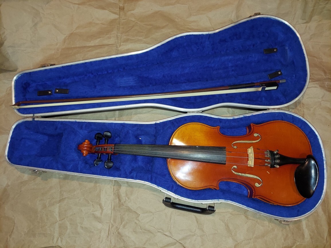 Masakichi Suzuki No. 9044 size 4/4 Violin, Japan, Case & Bow, Very Good Cond Masakichi Suzuki No. 9044 size 4/4 Violin, Japan, Case & Bow, Very Good Cond