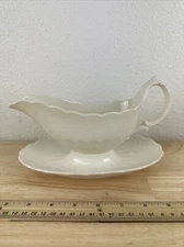 Spode Jewel Imperial Creme White Gravy Sauce Boat With Attached Underplate Tray