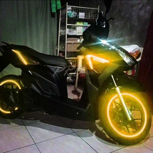 16/17/18/19" Reflective Rims Tape/Wheel Rim Decal Strips Trim Sticker Kit Gold - Picture 4 of 7