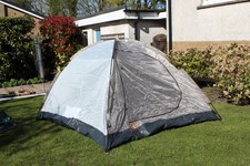 halfords lightweight two man tent    post uk only