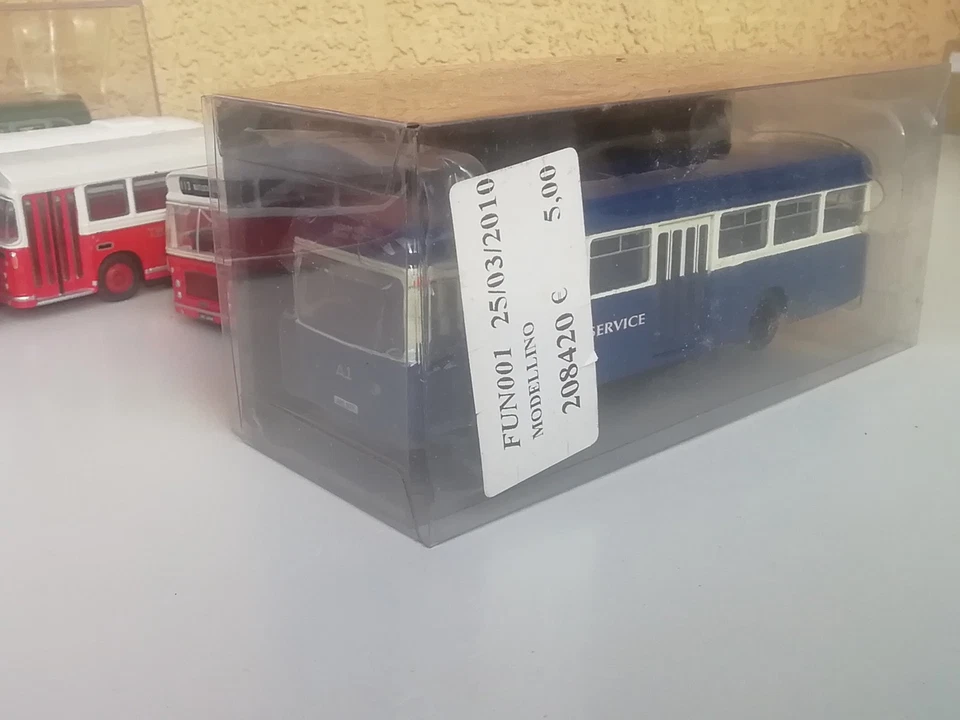 CORGI LOTTO 7 AUTOBUS 1/76 INTERAMENTE IN METALLO -6 - Immagine 3 di 4