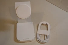 Otterbox OBFTC-0108-A Charging Stand (WHITE)