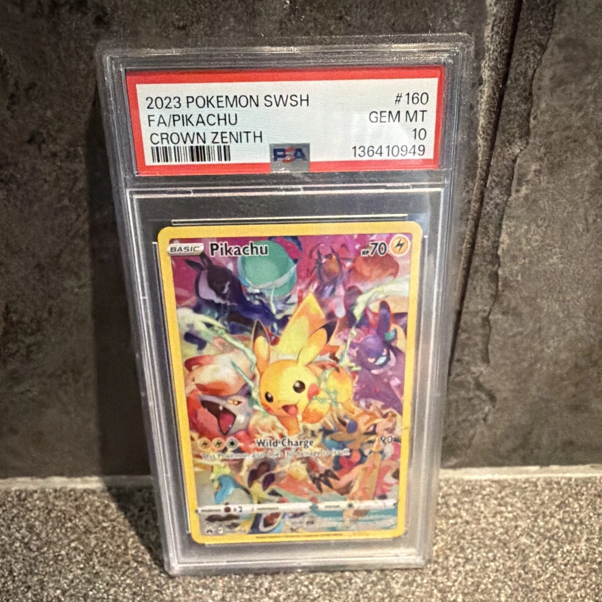 Pikachu 160/159 Crown Zenith | eBay
