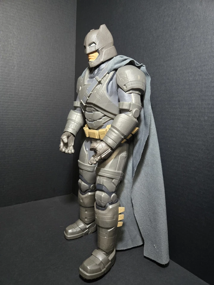 Figura de acción de Batman blindada Big Figs de 20 pulgadas 2015 Jakks Pacific Foto 3 de 4