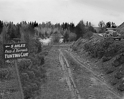 Five Miles to Fred J Topping's Hunting Camp Sign Jackson Hole WY 8x10 photo 1934