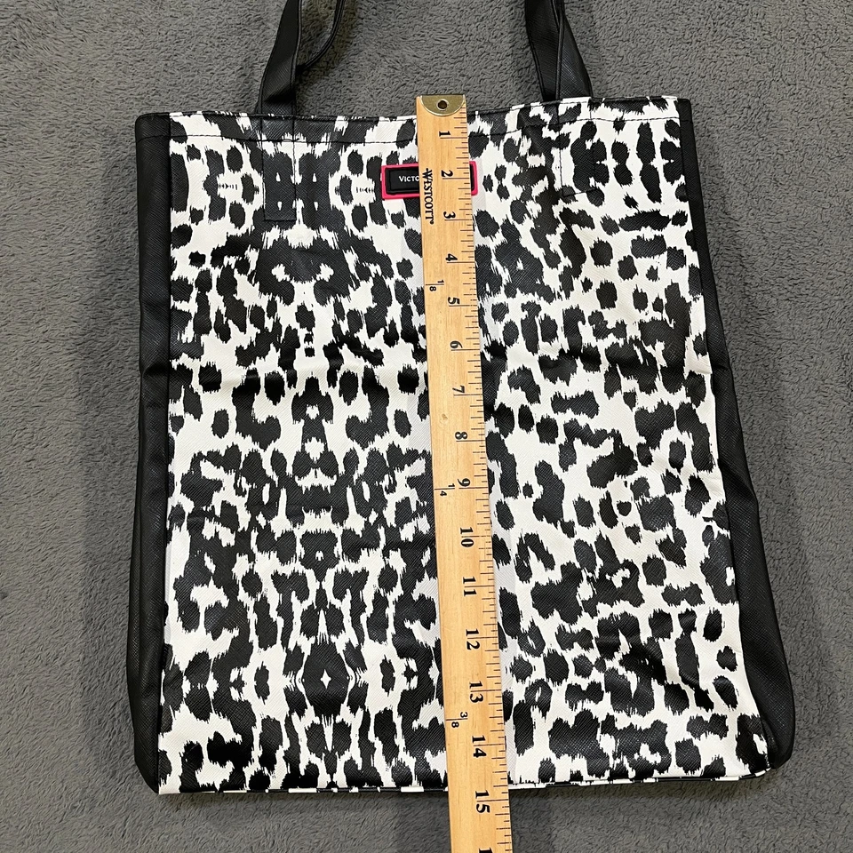 Bolso de Mano Victoria’s Secret Negro Blanco Estampado de Leopardo Informal Viaje Essentials Foto 3 de 4
