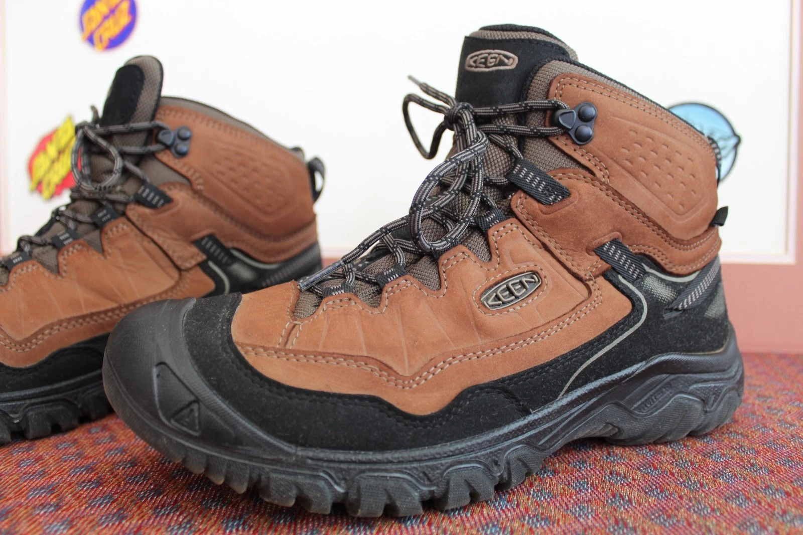 KEEN Targhee IV Mid Waterproof Hiking Men's Boots 1028988. US Size 10.5 M.
Opens in a new window or