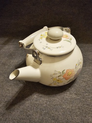 Vtg Temptation Gailstyn-Sutton Tea Pot Kettle, White Enamel With Flowers, 1984 - Picture 4 of 6