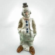 VTG Artmark Porcelain Ceramic Clown Unique & Eerie Figurine Made in Taiwan - 7"
