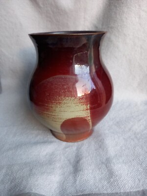 Welsh Studio Craft Keramik Vase. Groß. Glanz glasiert.  Signiert.  17 cm hoch 