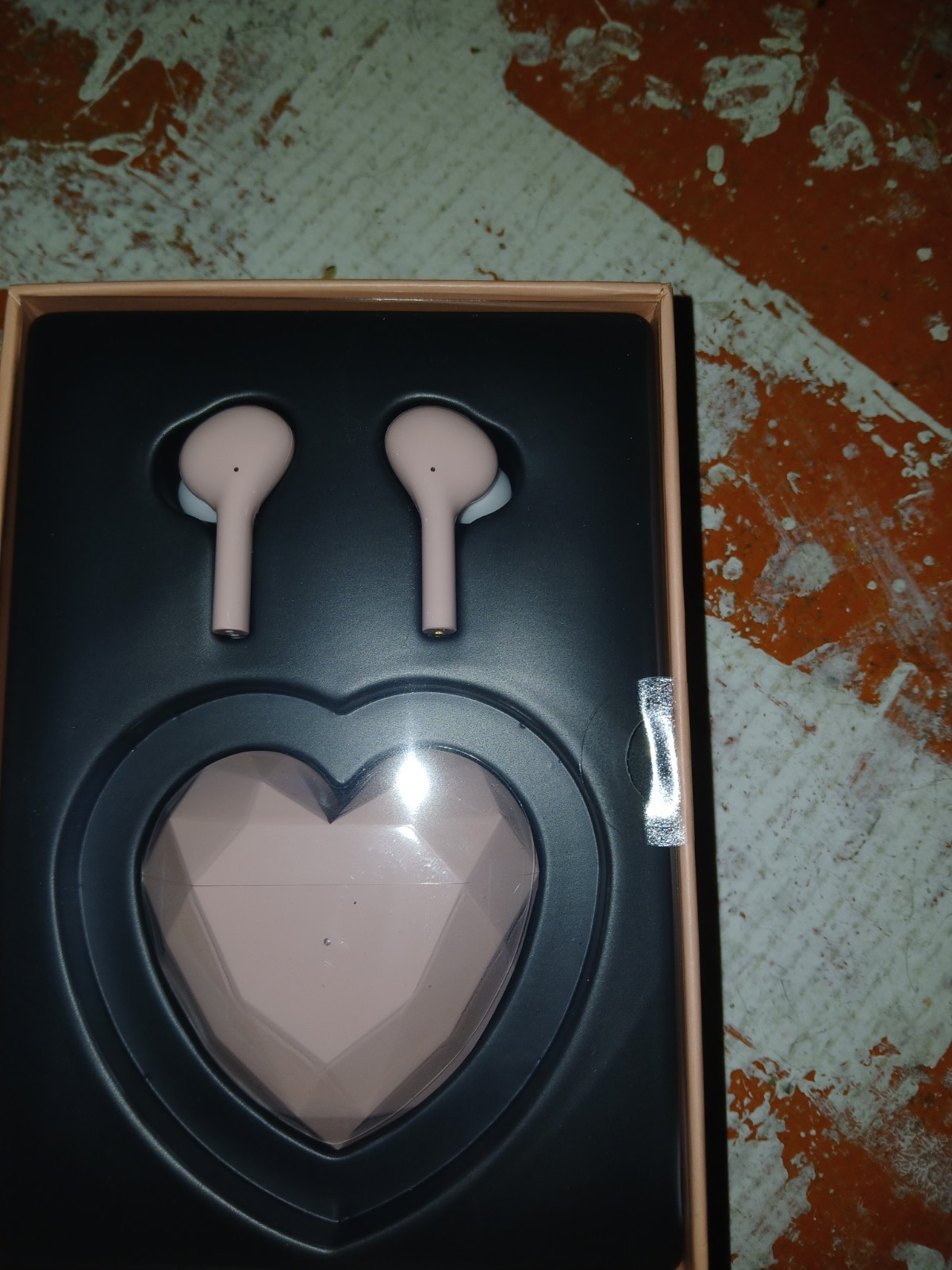 Color Pink  Bluetooth