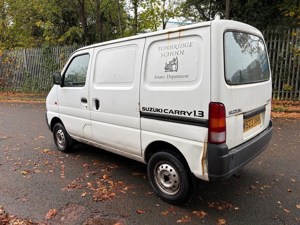 Suzuki Carry - Image 2 of 4