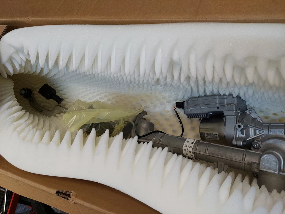 Mercedes B Class Electric Power Steering Rack A2464605001 W246 2012-2019 Genuine - Image 2 of 4