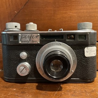 Cámara de película Perfex 22 35 mm vintage sin probar