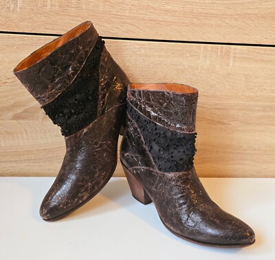 MOMA Damen Leder Boots Stiefeletten Stiefel Used Look Gr. 5 = 38