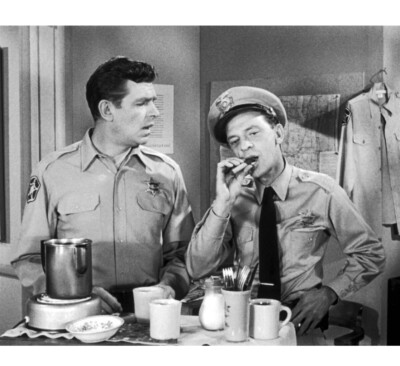 Andy Griffith Show Don Knotts raucht Zigarre mit Andy in der Küche 4x6 Zoll Foto