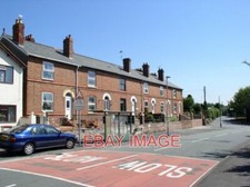 PHOTO  TERRACED HOUSING  NORTHOP HALL  2006