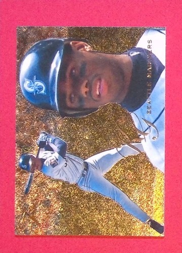 1995 Flair Baseball Card #81 Ken Griffey Jr. - Picture 1 of 2