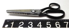 1950-60's VINTAGE 7" PINKING SHEARS - JAPAN - EXCELLENT - SHARP 