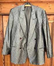 Elegant silver shimmering jacket/blazer by Pierre Laffitte styled by Bleimund